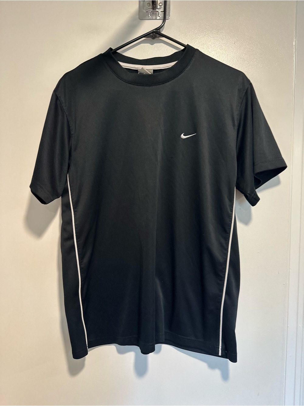 VTG Nike Y2K Dri-Fit Sz:L athletic lightweight Black mesh weave Tee white piping - Picture 1 of 13